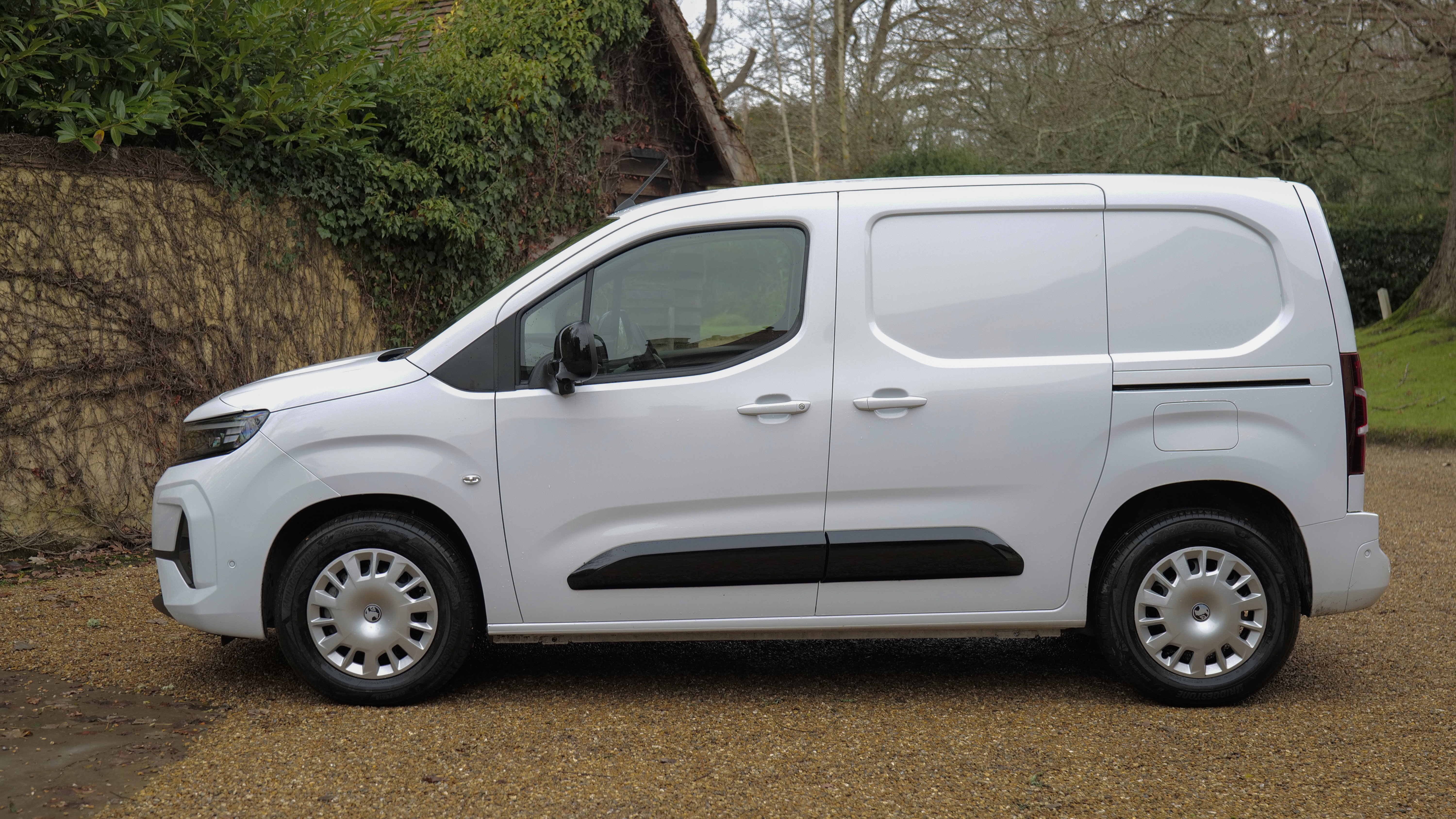 VAUXHALL COMBO CARGO L2 DIESEL Electric Lease